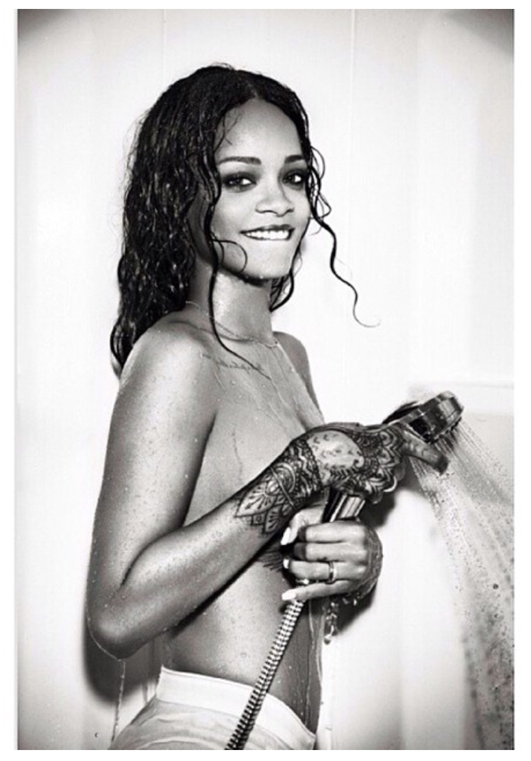 Rihanna Esquire 2014 2 Pretty Energy Wellness